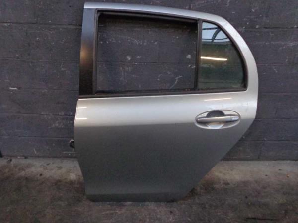 PORTE ARRIERE GAUCHE TOYOTA YARIS 2009-2011 - Vue 2